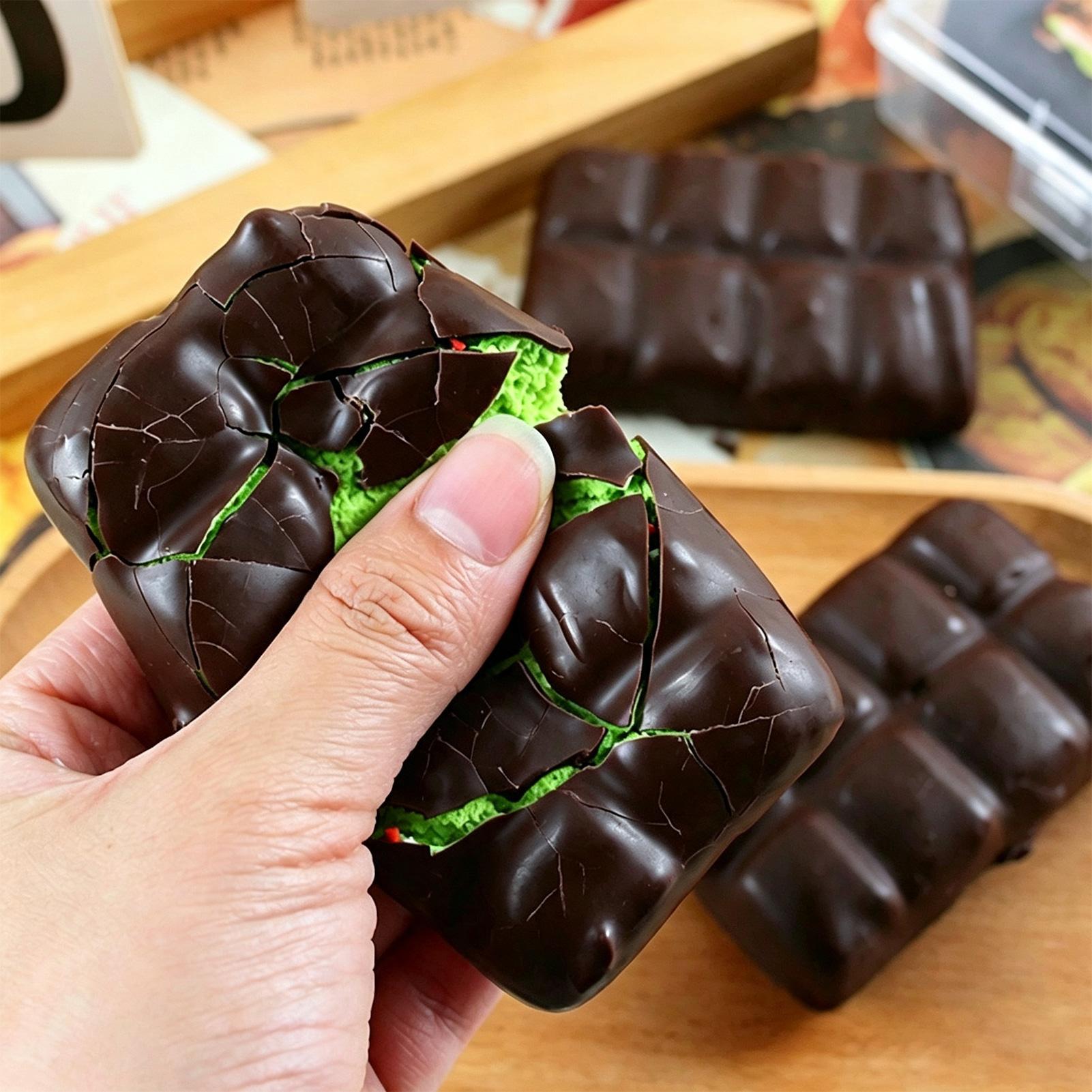 Chocolate Squishy Squeeze Toy  - Food & Snacks Coloring Book Bold & Easy Designs For Adults And Kids Bold & Easy Coloring Books ulasan dan harga